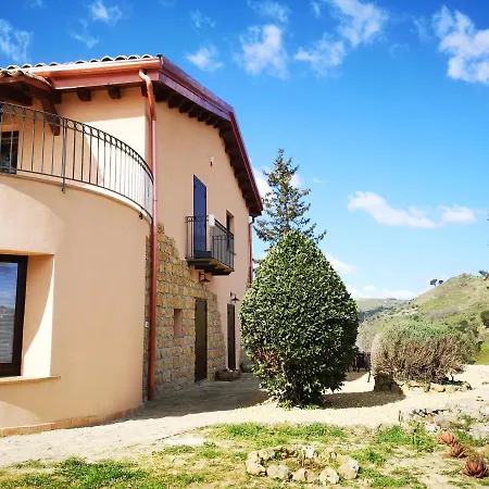 Panorama Bed & Breakfast *