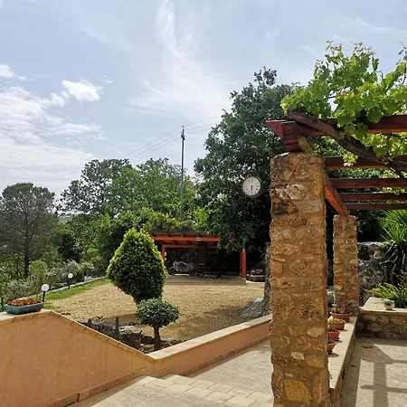 Panorama Bed & Breakfast *