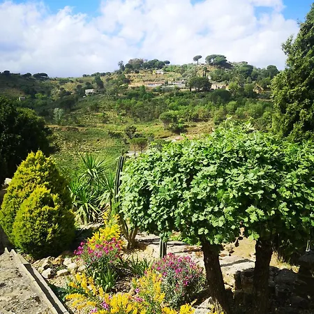 Panorama Bed & Breakfast *