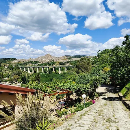 לינה וארוחת בוקר Panorama